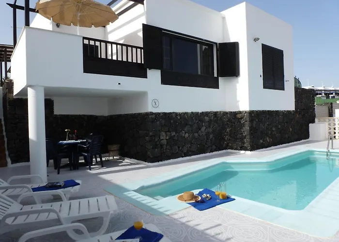 Don Rafael Puerto del Carmen (Lanzarote)