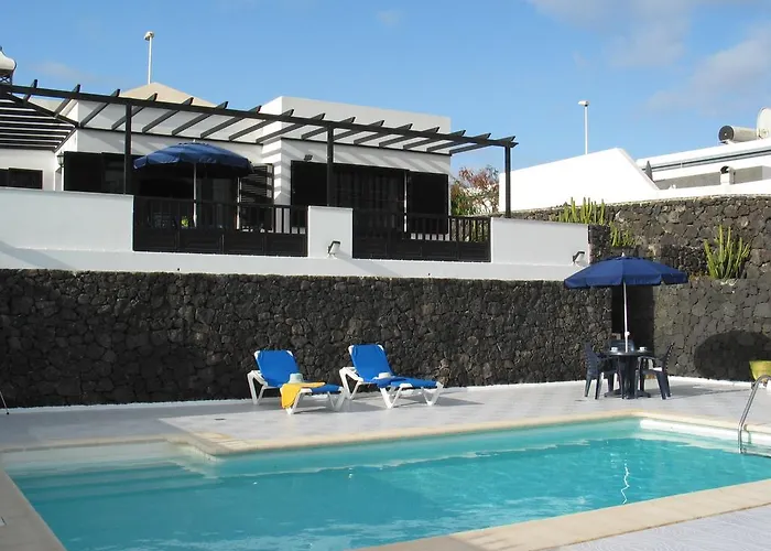 돈 라파엘 빌라 *